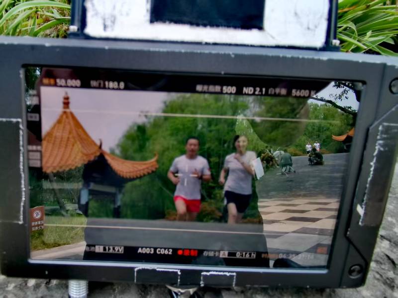 采用MG动画风格制作公益活动宣传片