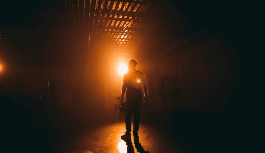 情牵光影：成都微电影拍摄用精彩故事引发深度情感共振